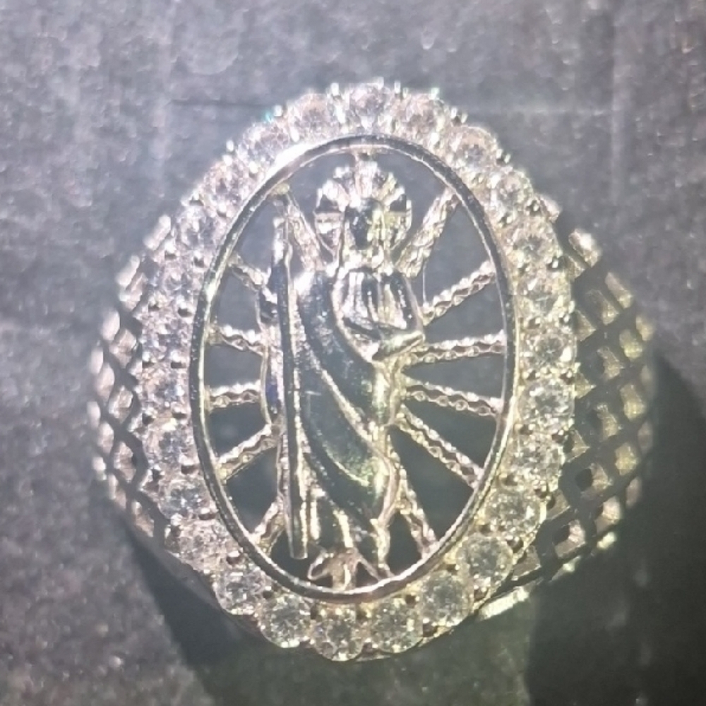 Silver Ring with Statue Design